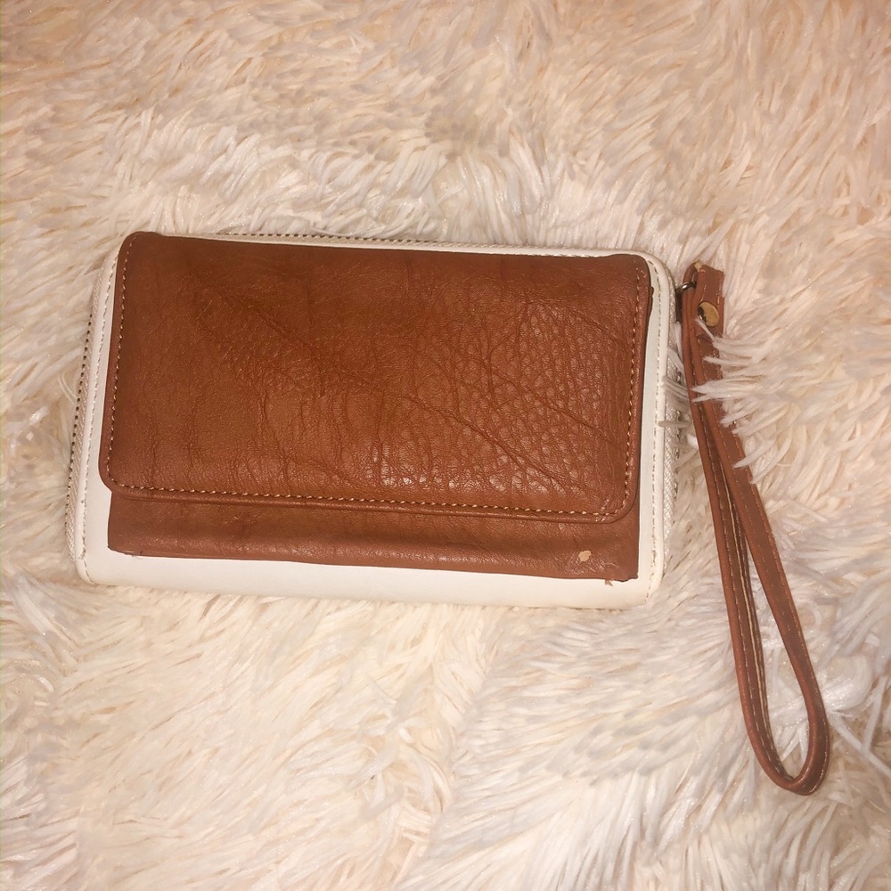 Wristlet - Picture 2 of 2